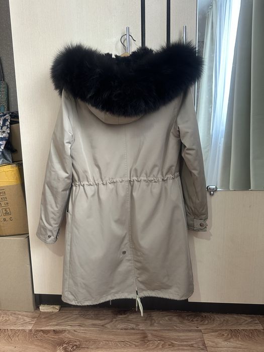 Парка бежевая 44