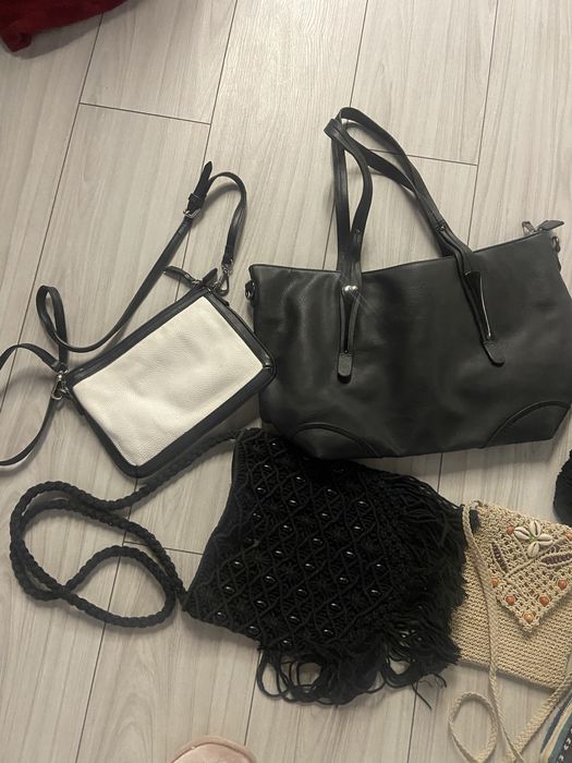 Vand la pachet genti dama