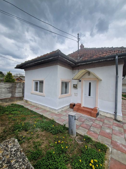 Casa de vanzare in statiunea Pucioasa