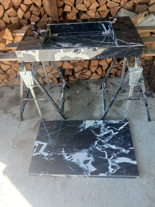 Мивка с плот от широко форматни плочки