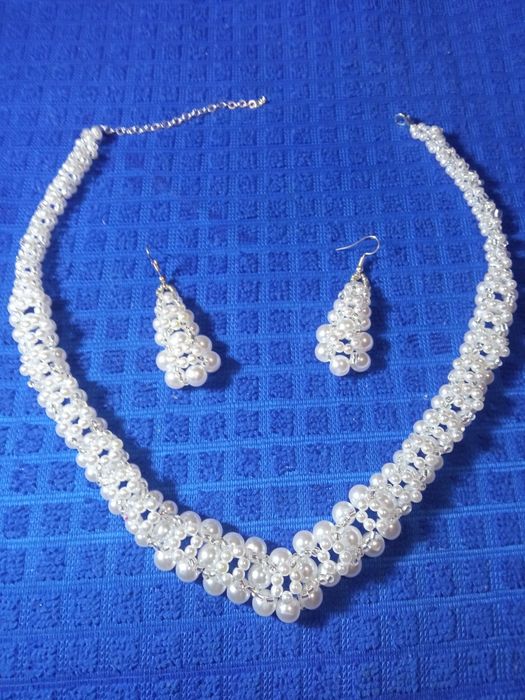 Большой выбор колье