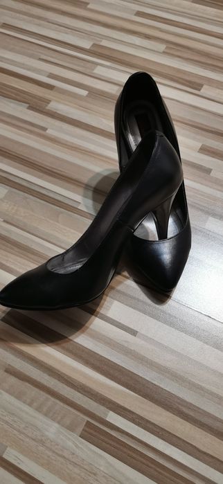 Pantofi de piele damă