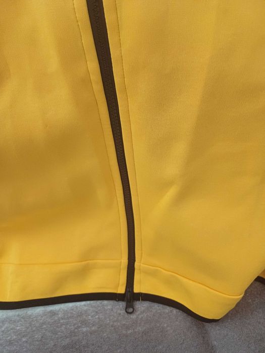 Толстовка Nike с капюшлном