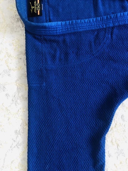 Продам кимоно мизуно для дзюдо