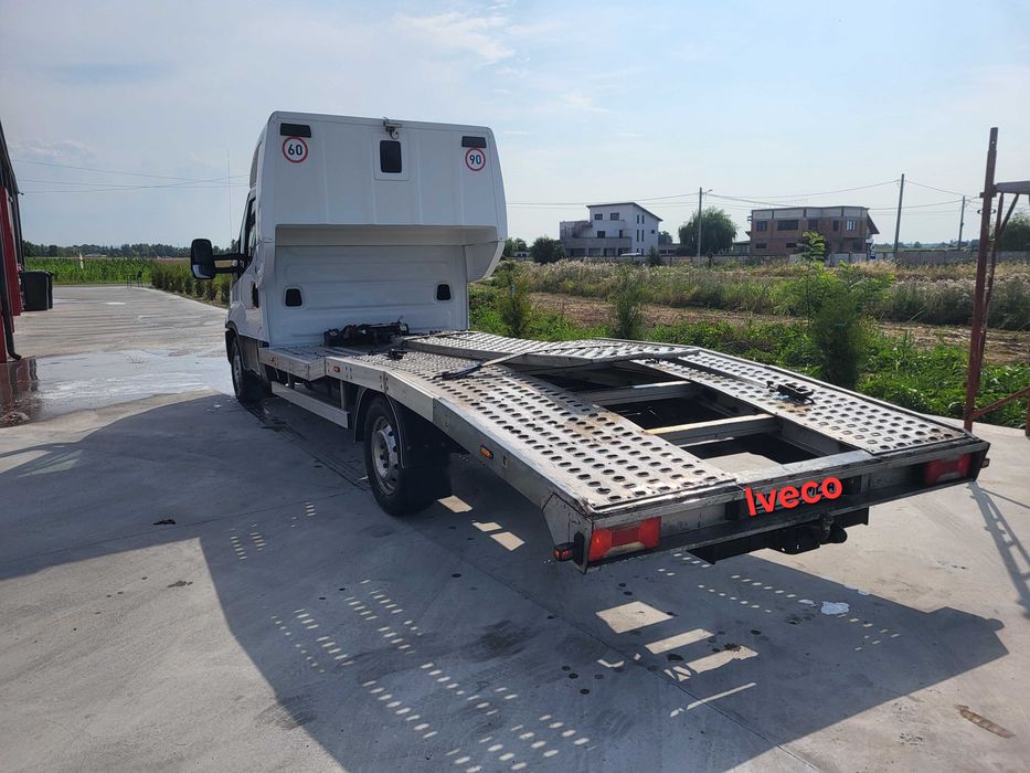 Iveco Daily Autoplatformă
