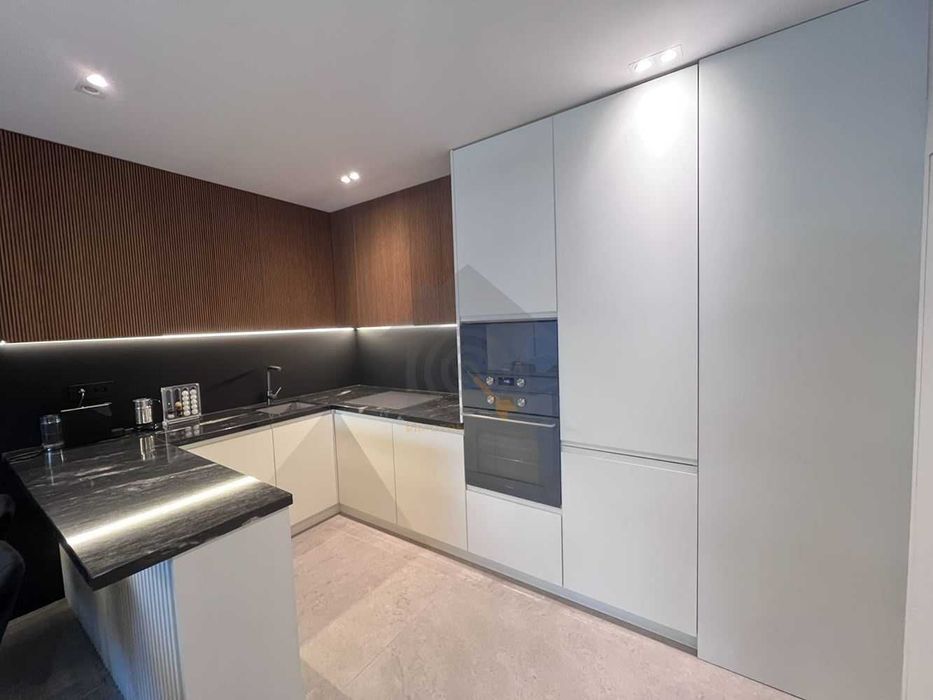 Дава се под наем Двустаен апартамент в София, Малинова долина - 83 кв.м за 253800 € - Снимка #4