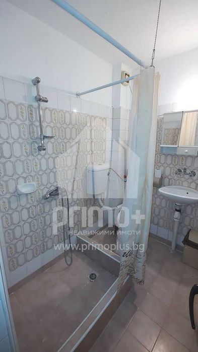 Продава се Тристаен апартамент в Велико Търново, Център - 75 кв.м за 5 €/кв.м - Снимка #9