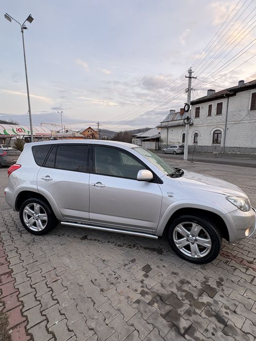 Toyota Rav 4 2.2 D 177 CP