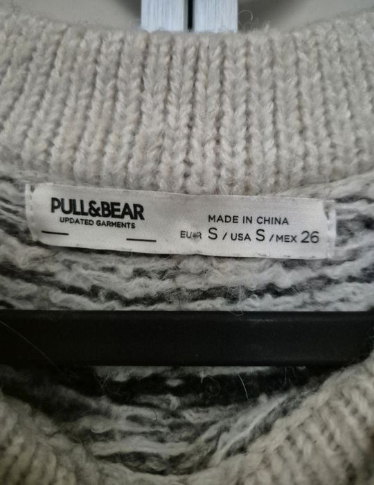 Pulover Pull&Bear