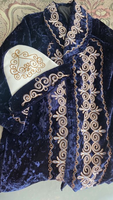 Мужские шапаны новые