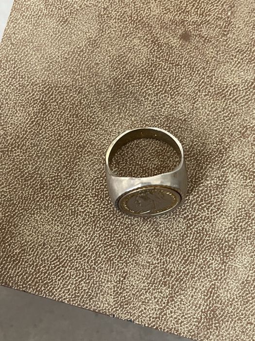 Колекционерски пръстен с монета кралица Виктория RGP 18k