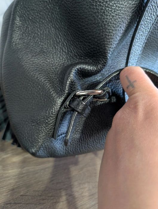 Vând rucsac piele naturala model Laura Maxim