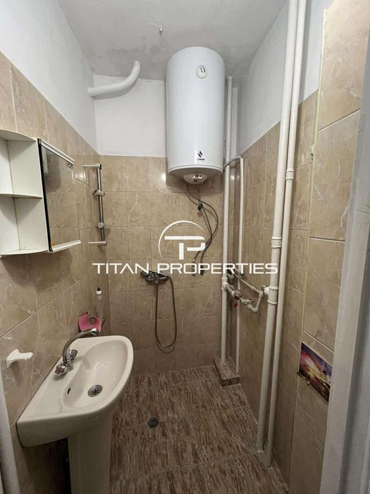 Дава се под наем Тристаен апартамент в Варна, Младост 1 - 67 кв.м за 409 € - Снимка #8