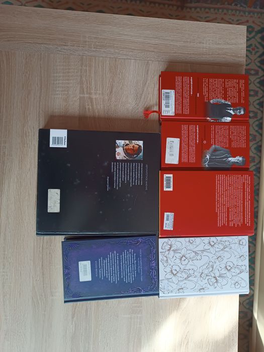 Различни Руски и Български книги .