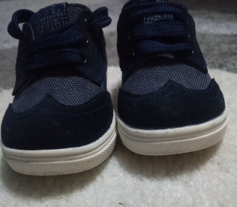 Велурени обувки на италианската марка "ASSO", номер 21, стелка 13,5 см