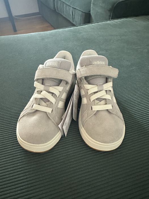 Нови детски маратонки Adidas