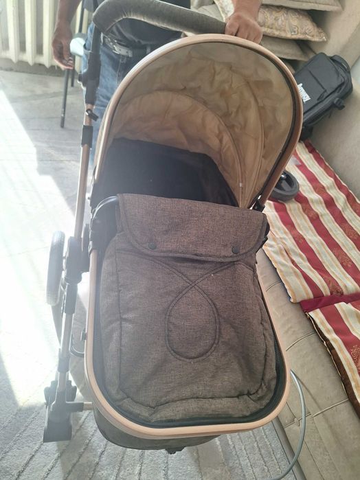 Продам детскую коляску