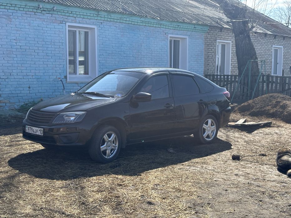 Гранта лифтбек 8клап