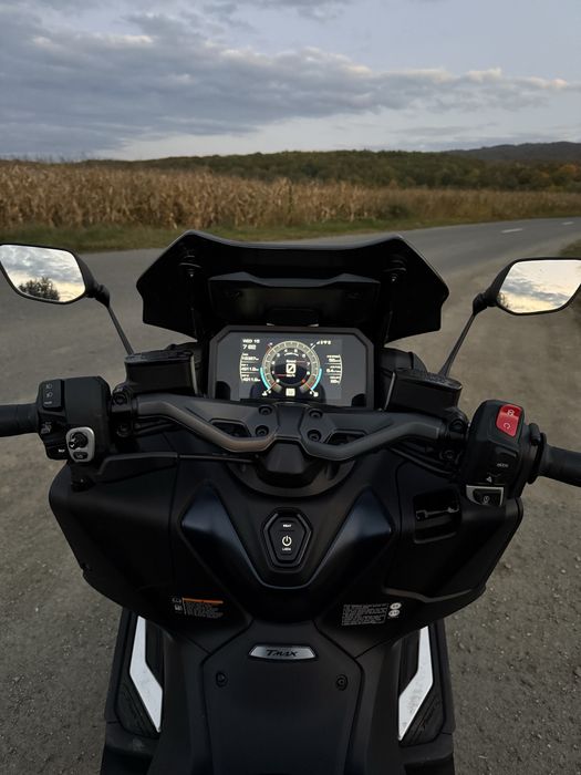 Yamaha T max 560 2023