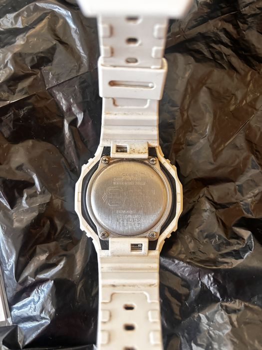 часовник g-shock