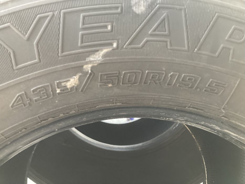 Гуми за камион 435-50-19.5