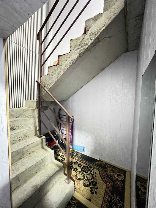 Продаётся дом в Ходжакенте  обмен на квартиру в Ташкенте возможен!