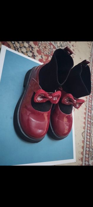 Детские обуви для девочек макаси, кеды...