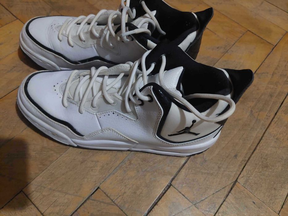 Air Jordan дамски кецове