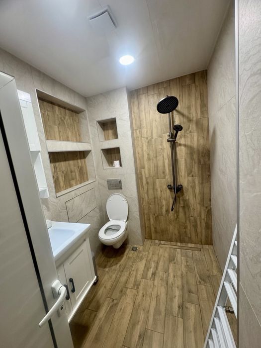 Продава се Многостаен апартамент в Добрич, Център - 119 кв.м за 1102 €/кв.м - Снимка #10