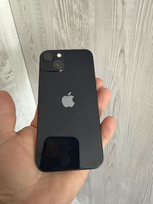 Vand iphone 13 de 128 gb