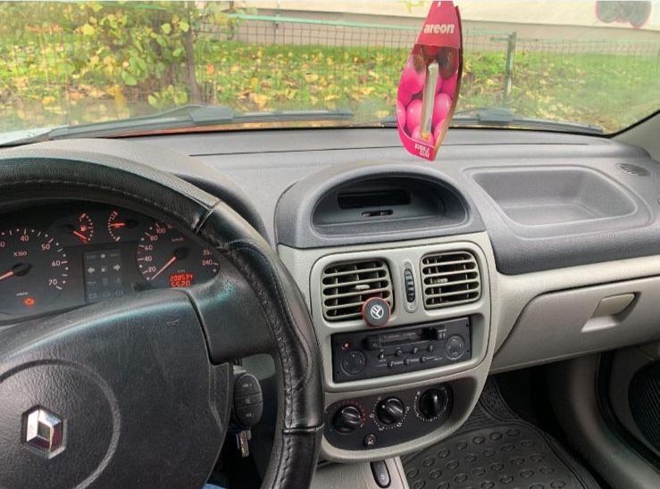 Renault Clio 2 1,4 benzina