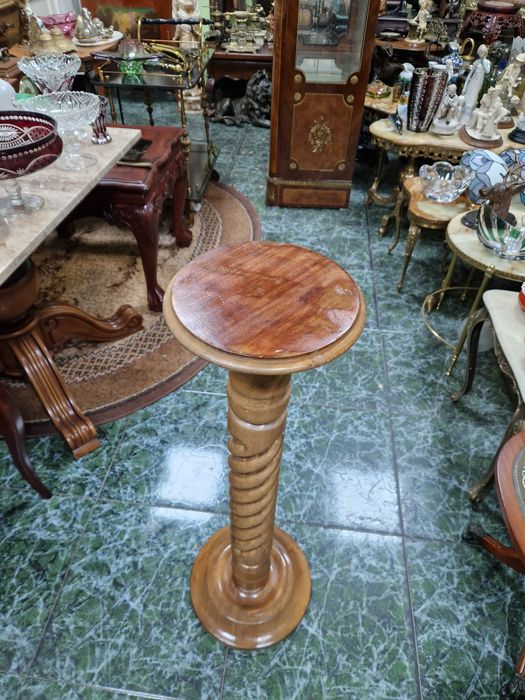 Уникална антикварна дървена френска колона