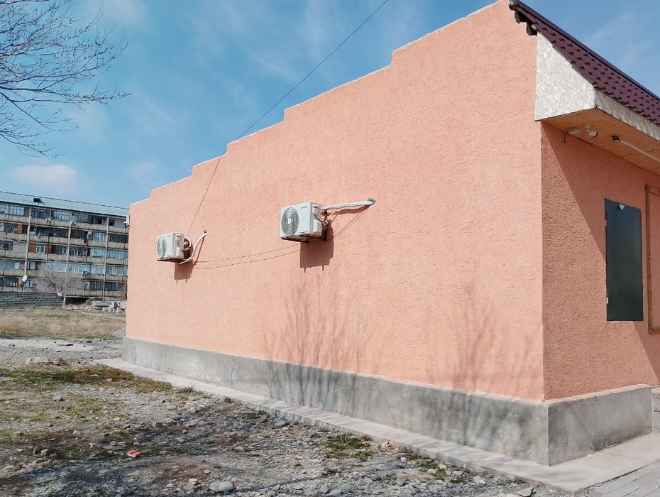 Магазин с земельным участком