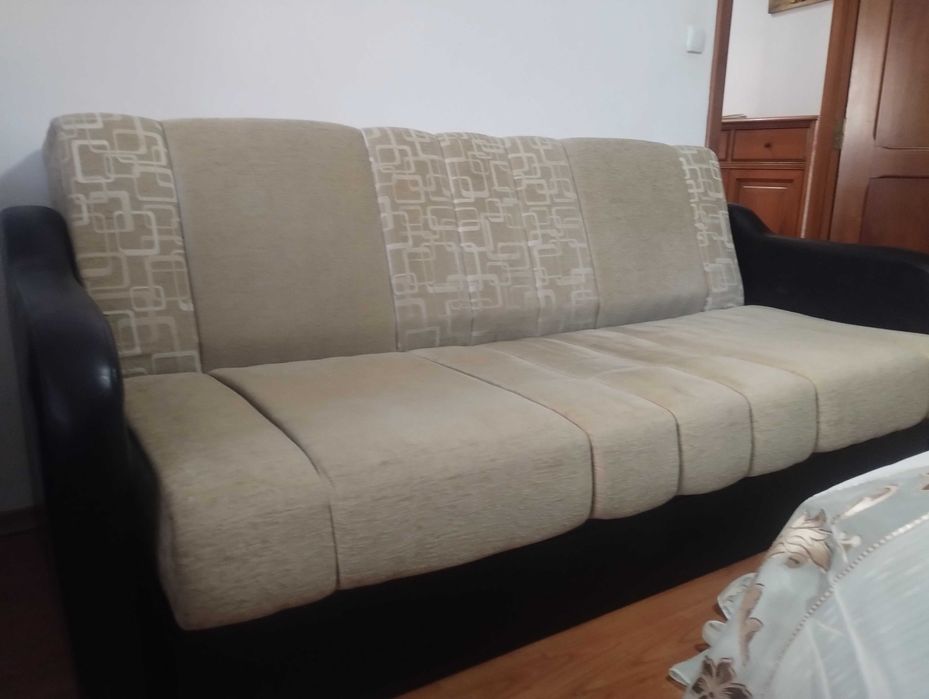Canapea extensibila
