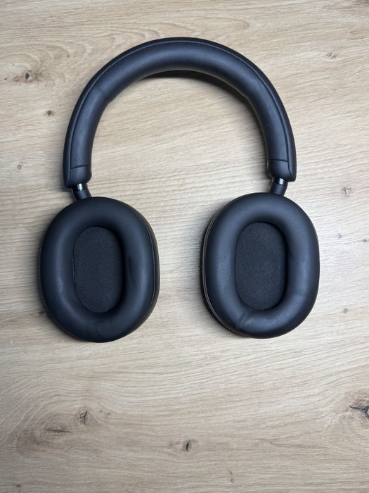 Casti over ear sony WH-1000 xm5