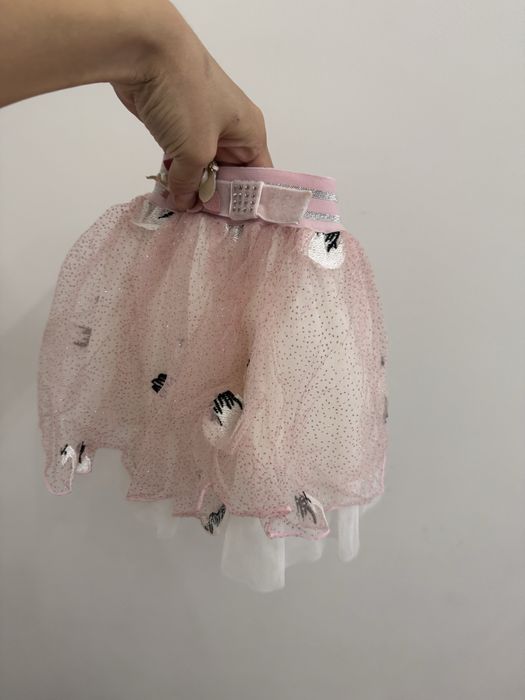 Продам 2 платья и юбка