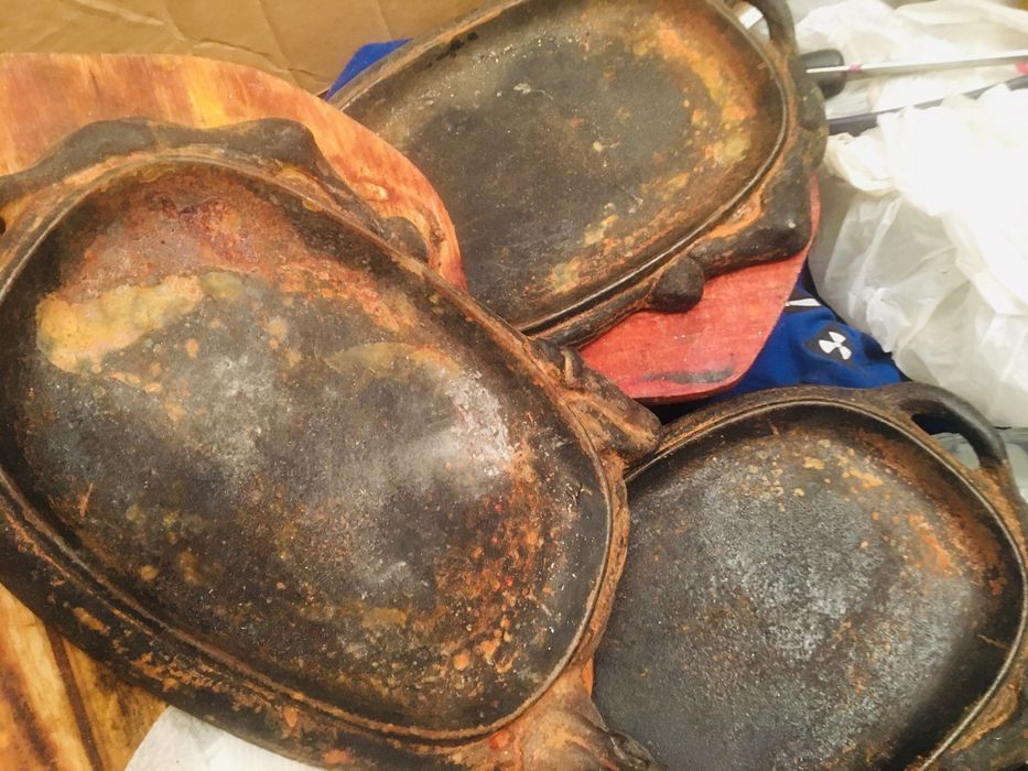 Продам срочно чугунные есть 5штук