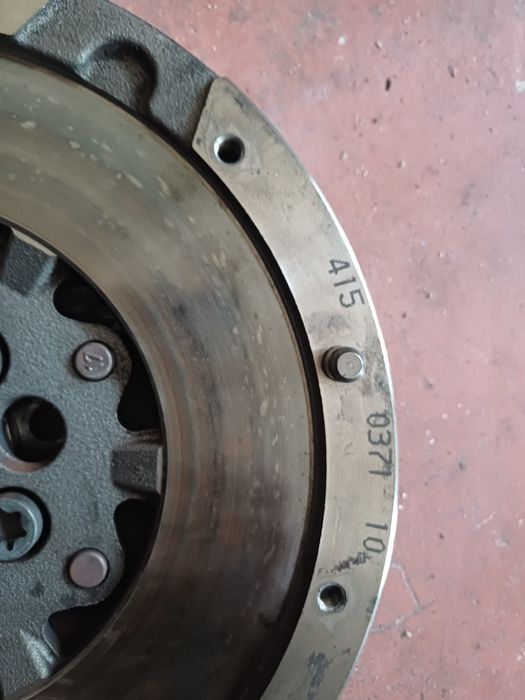 Kit ambreiaj bmw e60 e61 525d 530d