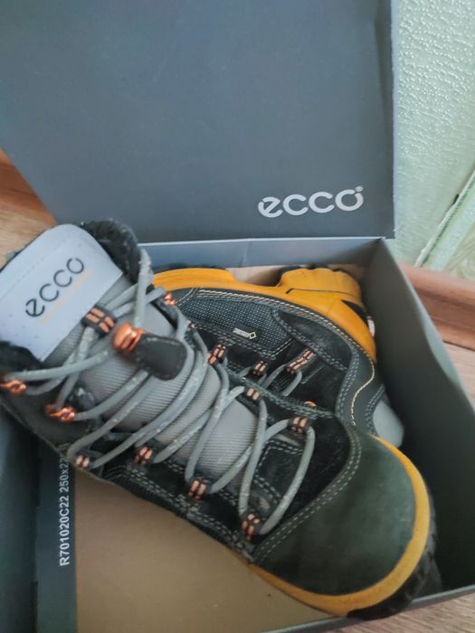 Ecco  зимние сапоги р.31