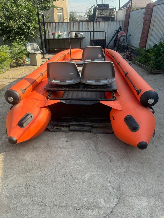 Лодка с мотором Solar 470 strela,