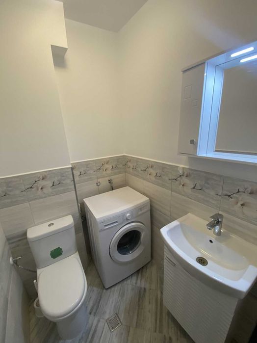 Дава се под наем Тристаен апартамент в Пловдив, Южен - 99 кв.м за 448.8 € - Снимка #8