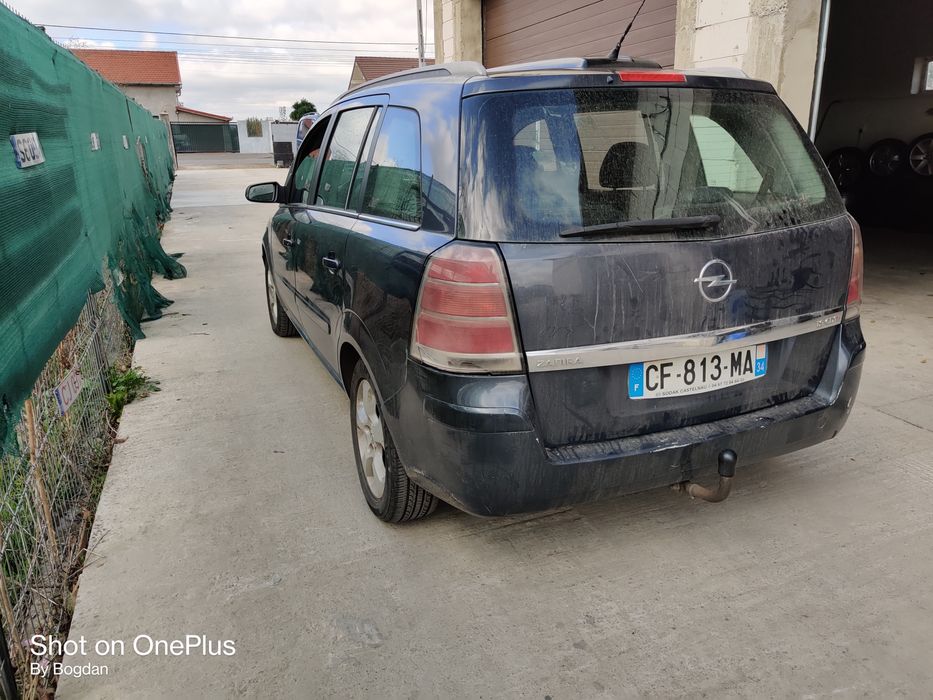 Vindem piese rezultate din dezmembrarea unui Opel Zafira B
