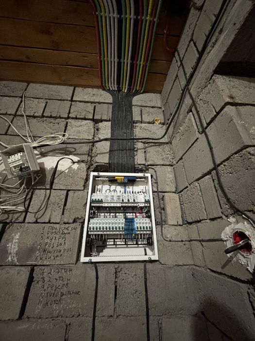 Электрик с опытом