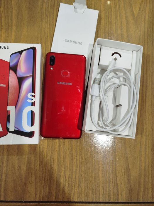 Телефоны б/у Самсунг А10s