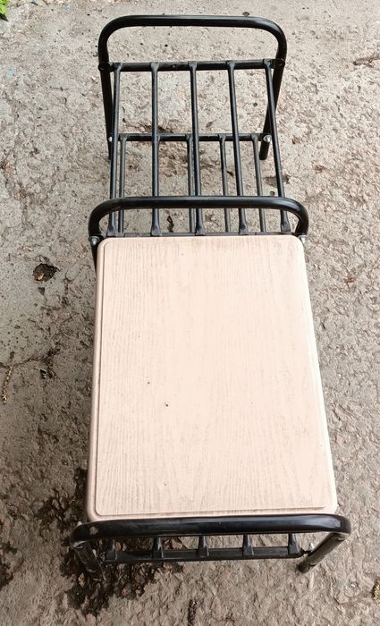 Продам удобную подставку для обуви