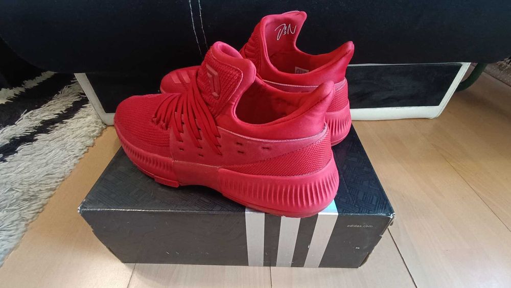 Маратонки Адидас adidas dame 3