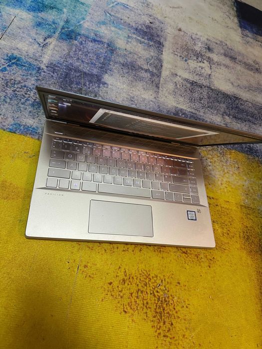 laptop Hp pavilion 14, i5 gen 8, octacore , 8 gb ddr4, ssd 240 gb