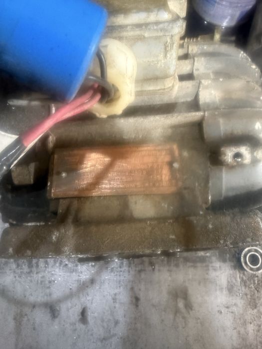 Наждак  220 волт  сотилади