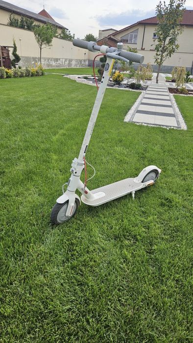 Trotineta electrica Xiaomi 3 lite