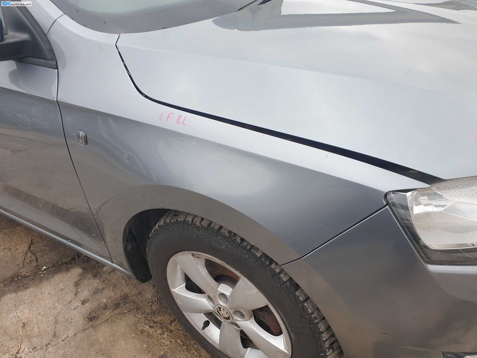 Aripa Dreapta Fata cu Imperfectiuni Skoda Rapid 2012 - 2017 Culoare LF8L [K3771]